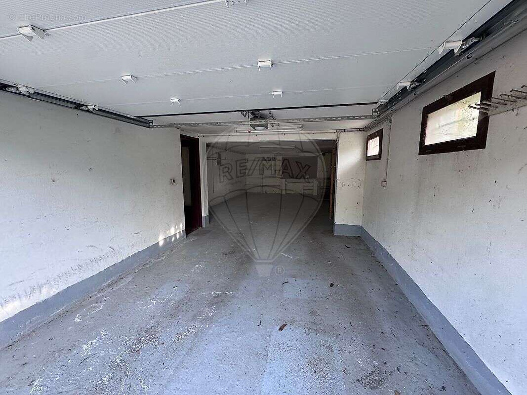 Maison à COULANGES-LES-NEVERS