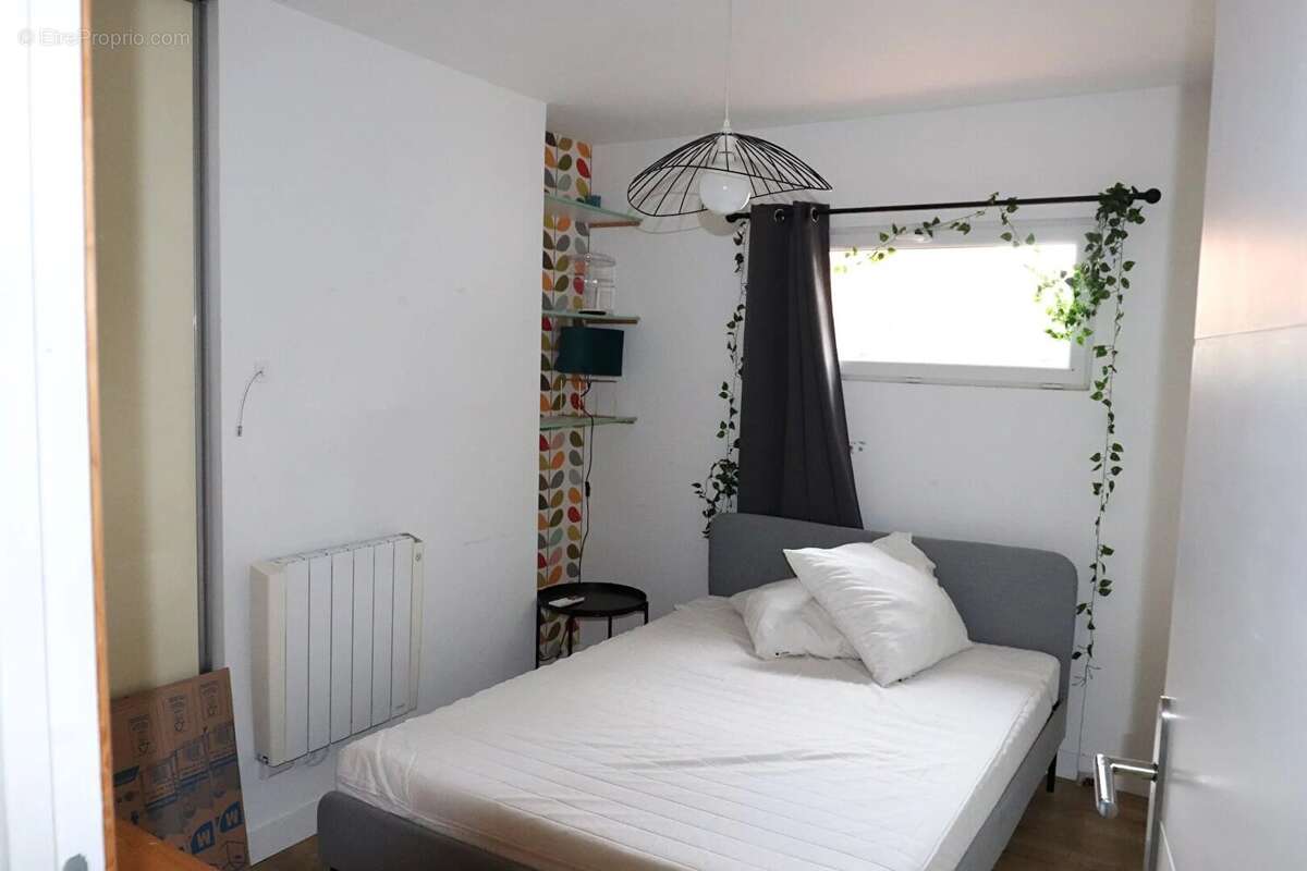 Maison à SAINT-CYR-SUR-MER