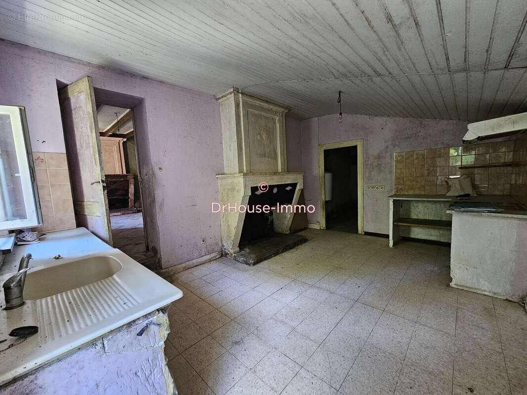 Maison à SAINT-TROJAN