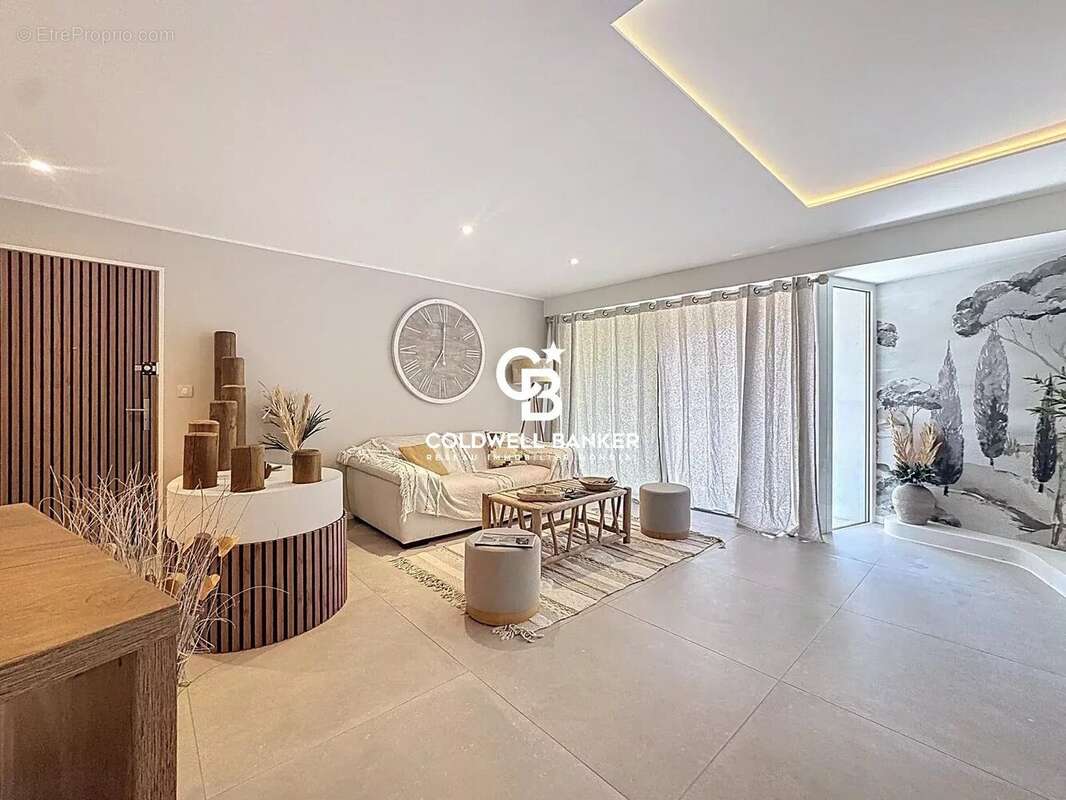 Appartement à SAINT-RAPHAEL