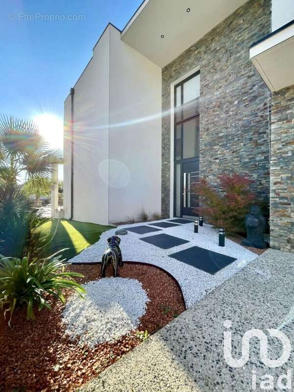 Photo 2 - Maison à SAINT-DREZERY