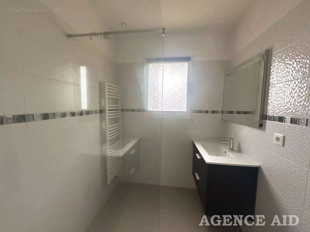 Maison à CUGES-LES-PINS