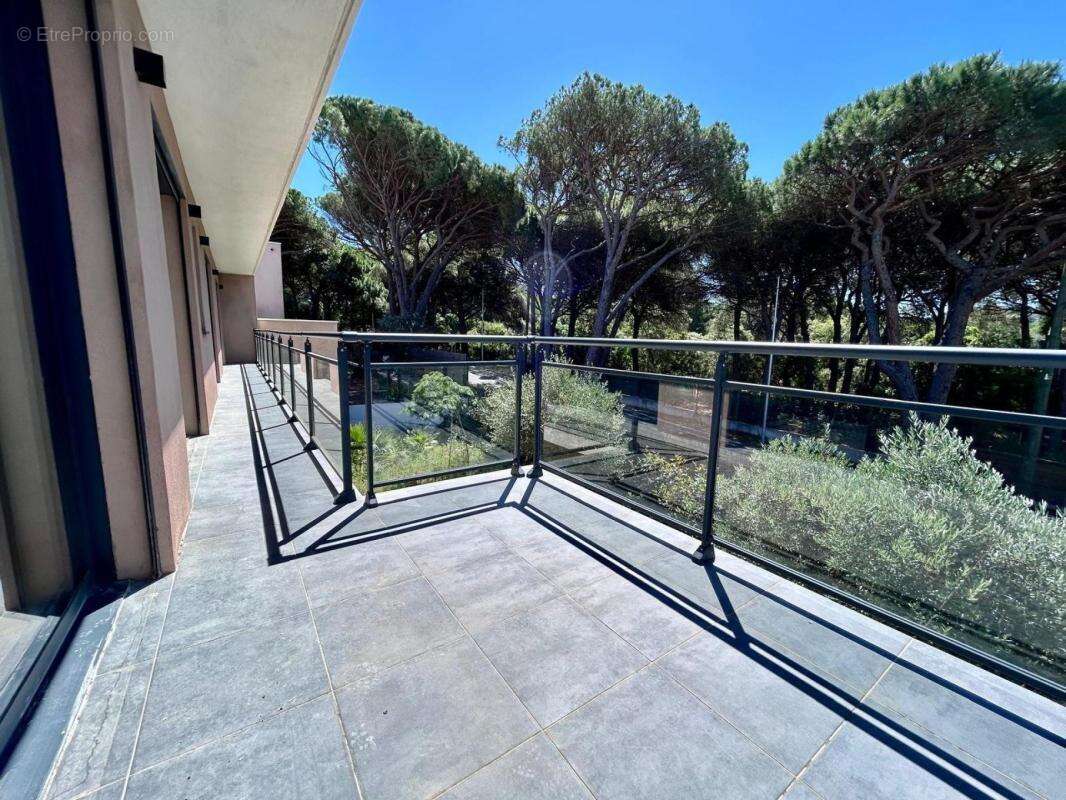 A VENDRE : Villa contemporaine neuve 175 m² – 5 chambres – Prestations haut de gamme – Saint-Raphaël / Valescure - photo 6