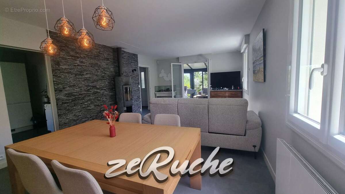 Maison à EVRECY
