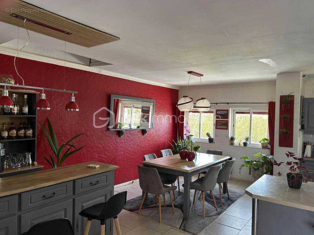 Maison à HUISSEAU-SUR-COSSON