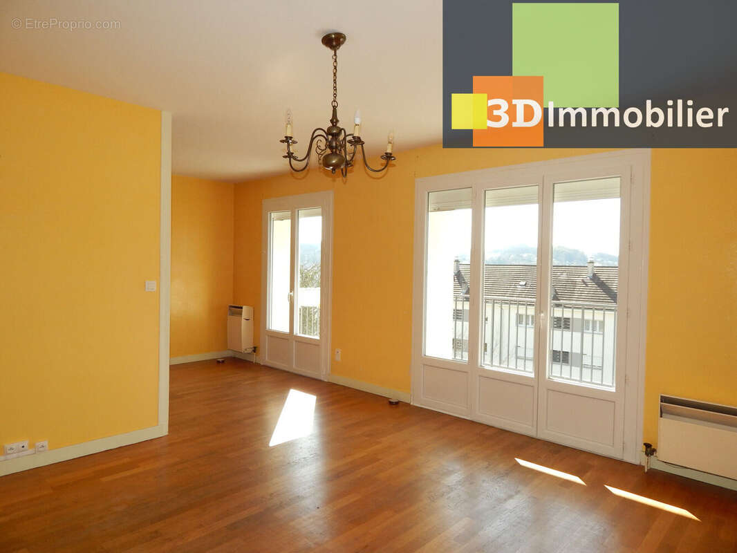 Photo 4 - Appartement à LONS-LE-SAUNIER