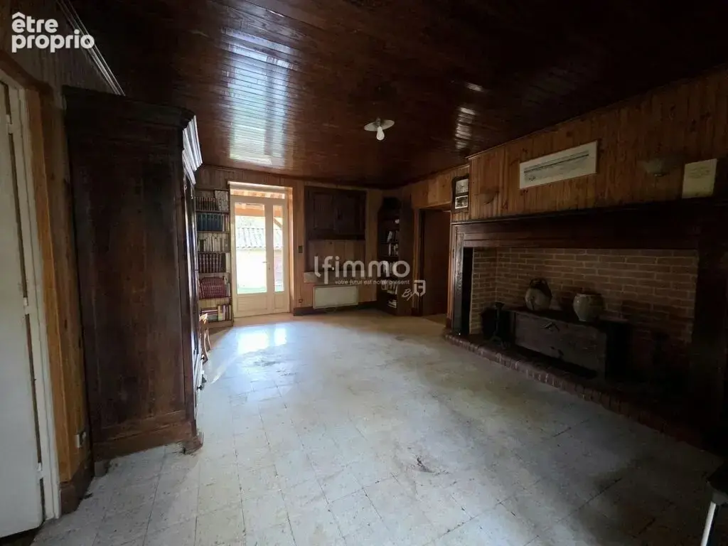  Grande maison familiale – 206 m² – Parcelle 17 457 m² - photo 11
