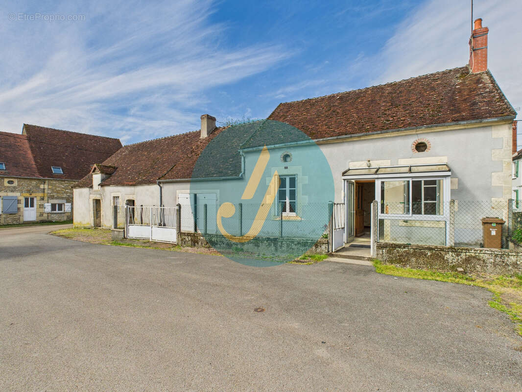 Maison à ARBOURSE
