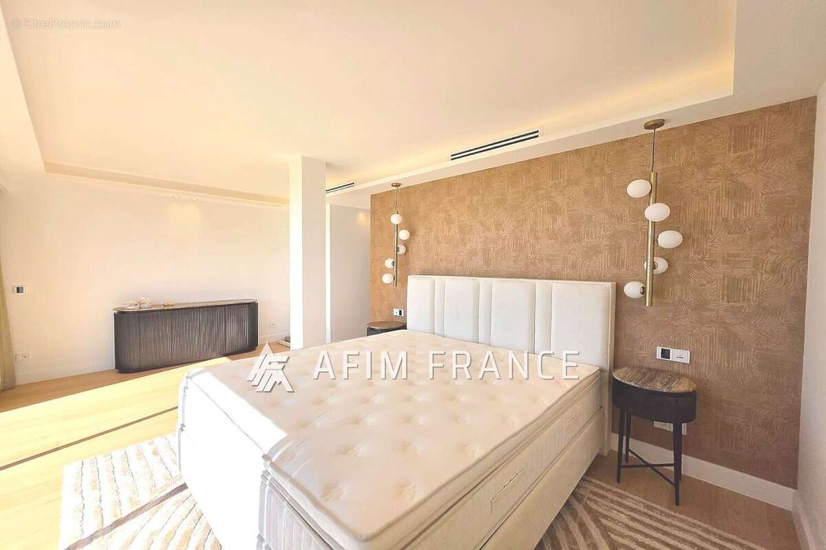 Maison à ROQUEBRUNE-CAP-MARTIN