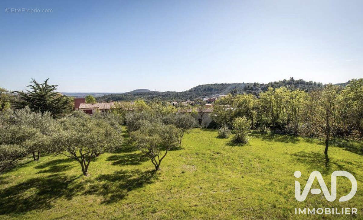 Terrain 2600 m² à Peret  - photo 4