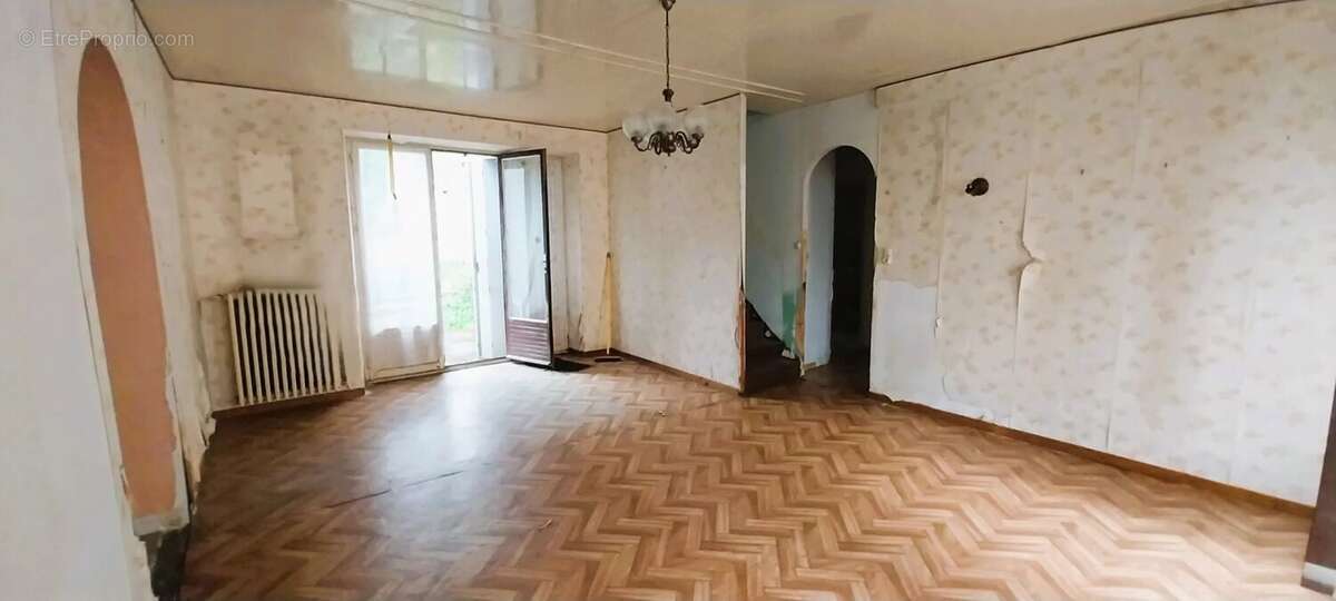 Maison à CHALANDRAY