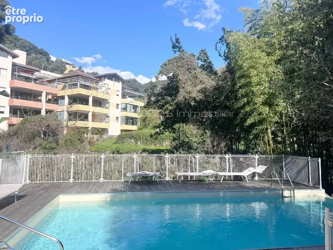 A vendre 3 pieces de 86m² a menton cave et parking - photo 1