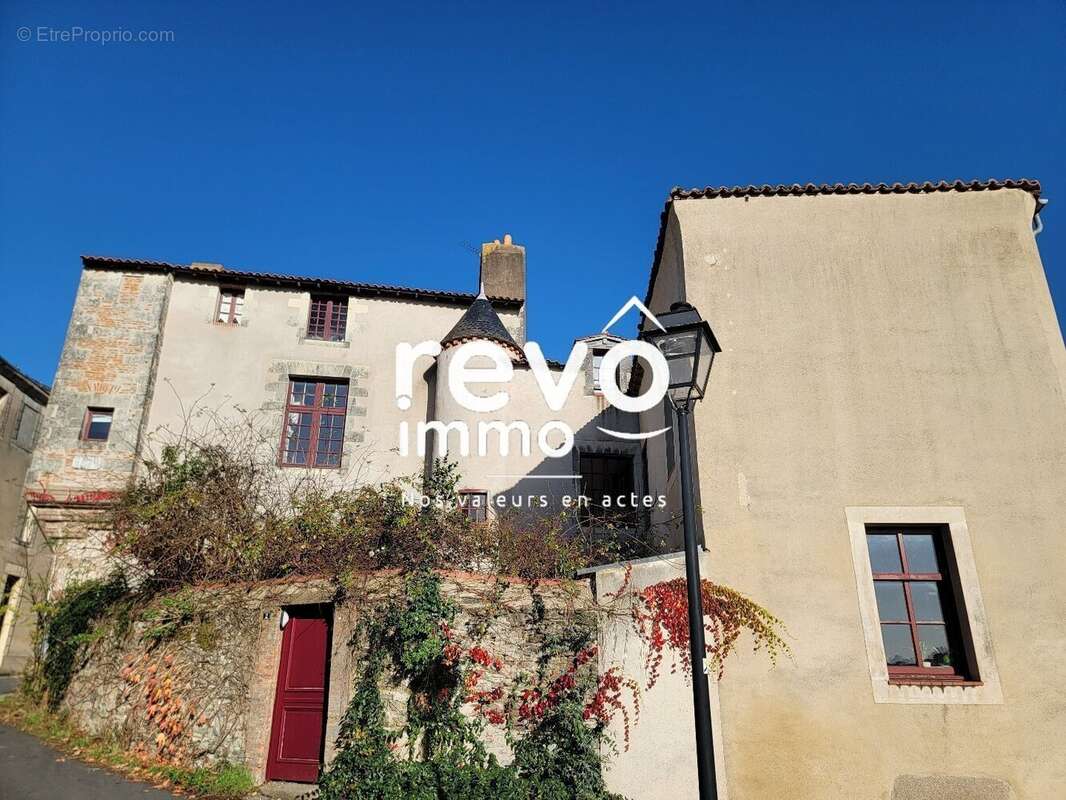 Maison à BEAUPREAU