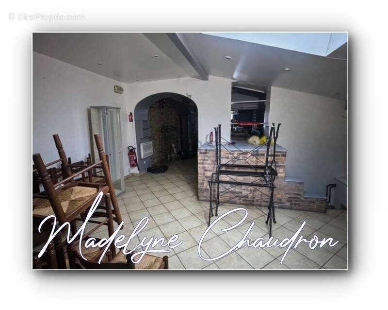 Commerce à SAINT-VRAIN