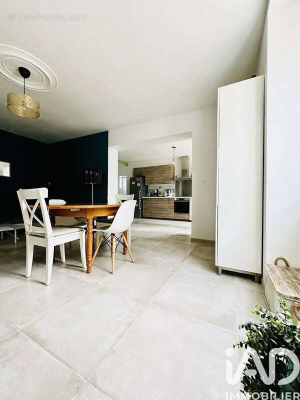 Photo 3 - Maison à SAINTE-MAURE-DE-TOURAINE