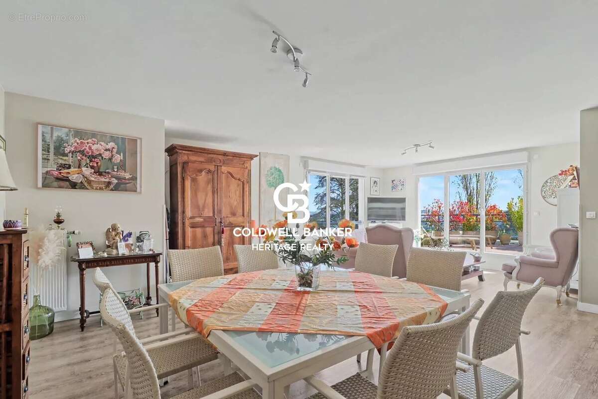 Appartement à SAINTE-FOY-LES-LYON