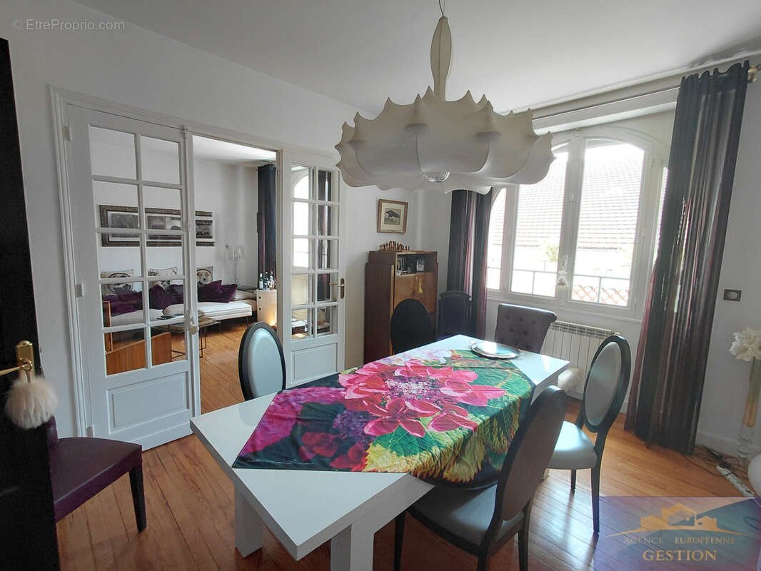 Maison de ville à deux pas des sanctuaires - photo 4