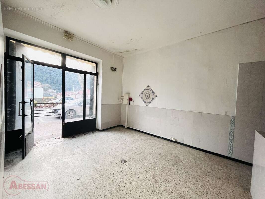 Maison 300 m² à La Grand-Combe  - photo 11