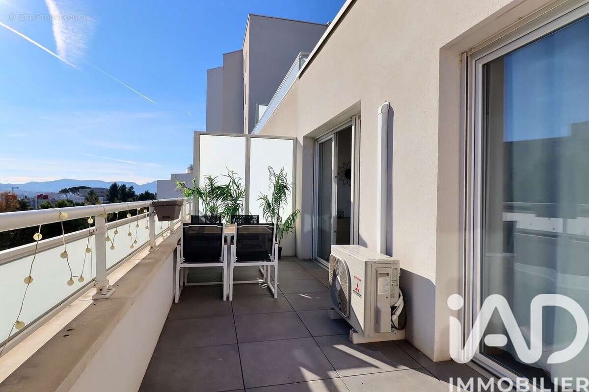 Photo 2 - Appartement à MARSEILLE-11E