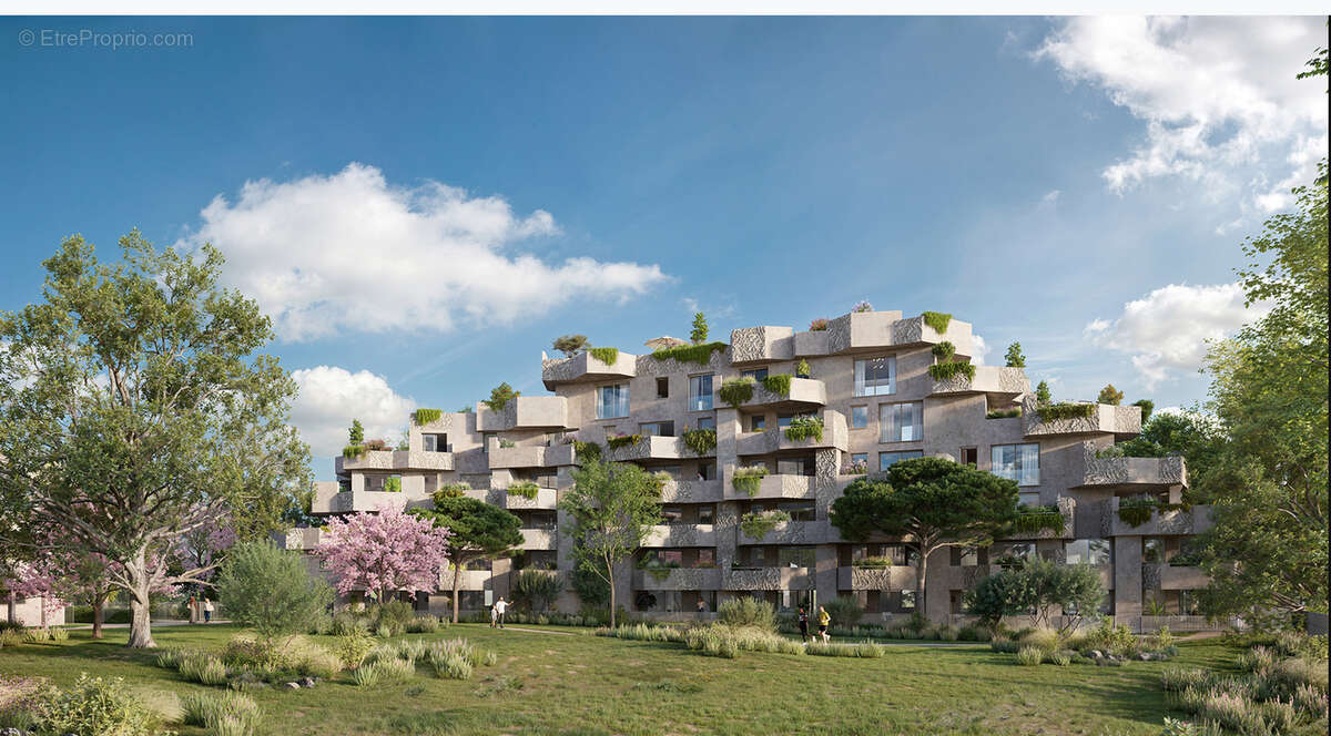 Appartement à LATTES