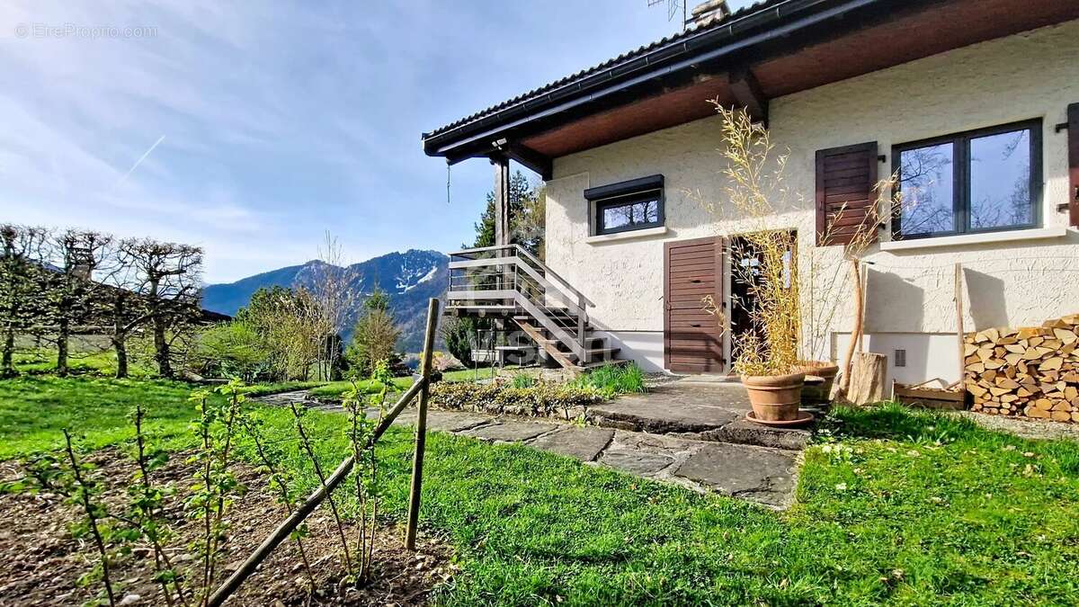Maison à CHEVENOZ