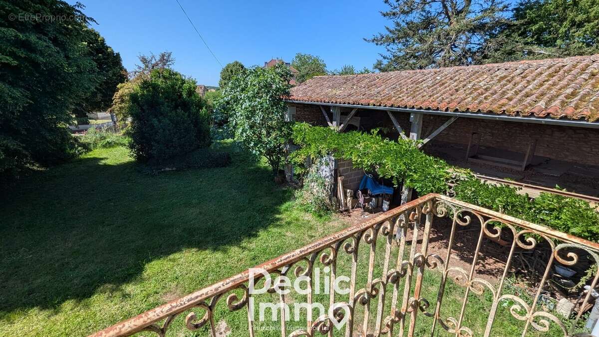 Maison de village à 6 km de Ruffec  3 chambres, jardin, dépendances - photo 11