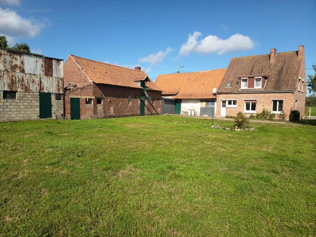 Maison 109 m² à Aire-Sur-La-Lys  - photo 3
