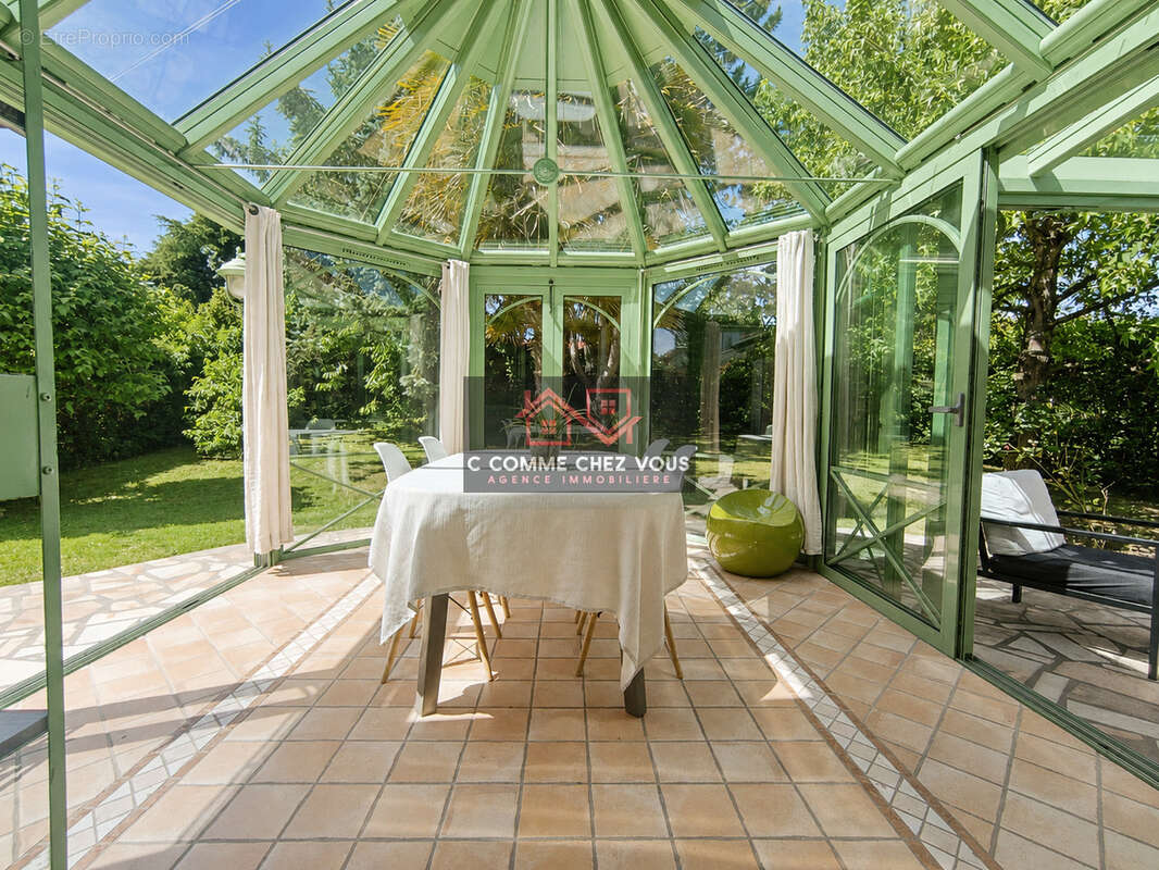 Maison à OZOIR-LA-FERRIERE