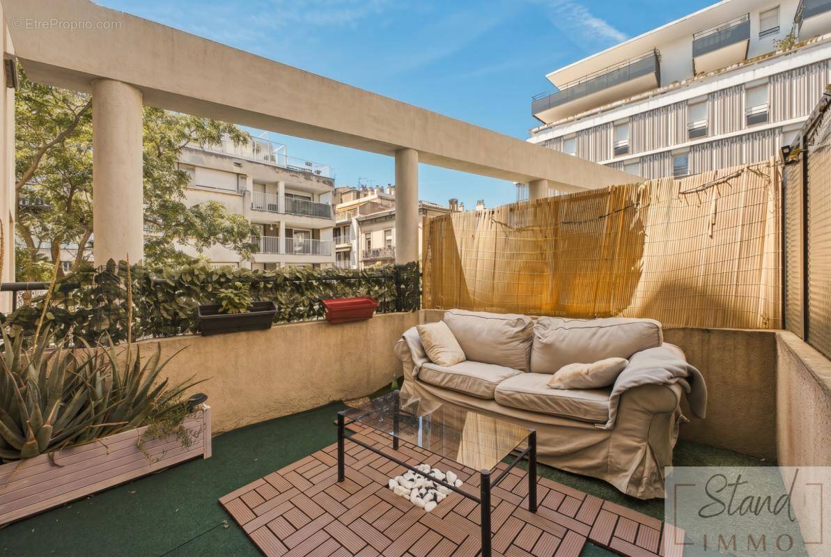 Appartement à MARSEILLE-6E