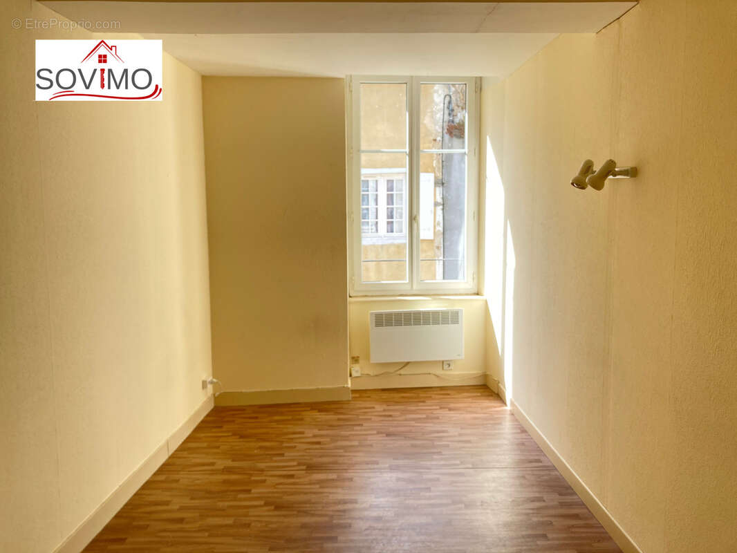 Immeuble a investissement locatif : 2 appts + 1 local commercial - photo 6