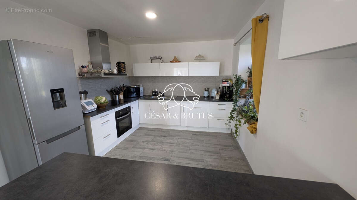 Maison 132 m² à Saint-Pierre-Du-Champ  - photo 9