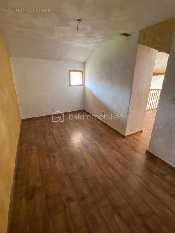 Maison à LACASSAGNE