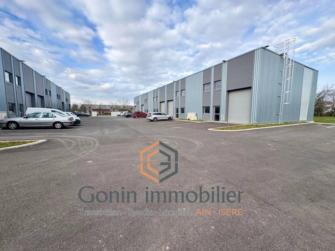 Commerce à TIGNIEU-JAMEYZIEU