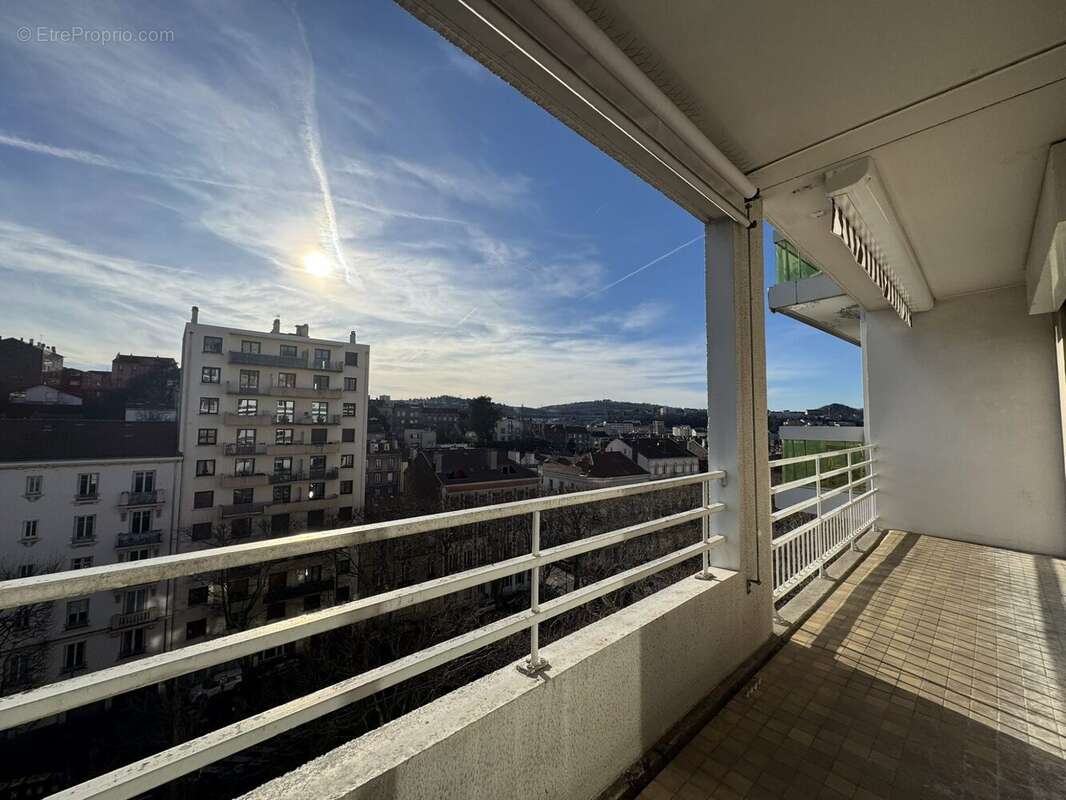 Appartement à SAINT-ETIENNE