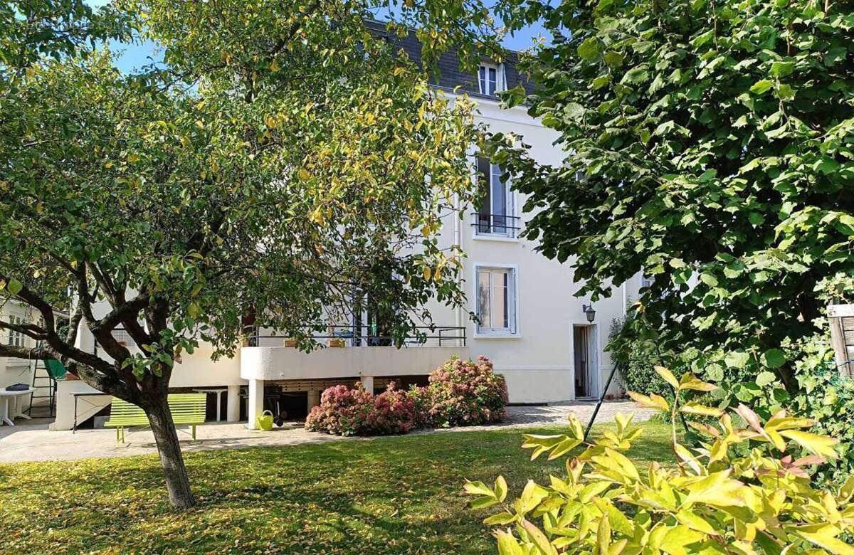 Maison Bourgeoise proche RER A 10 pièces 240m² NEUILLY-PLAISANCE (93360) - photo 11