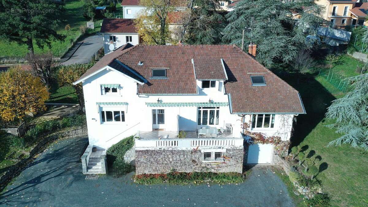 Maison à PONTCHARRA-SUR-TURDINE