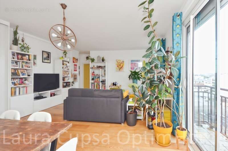 Appartement à BOURG-LA-REINE