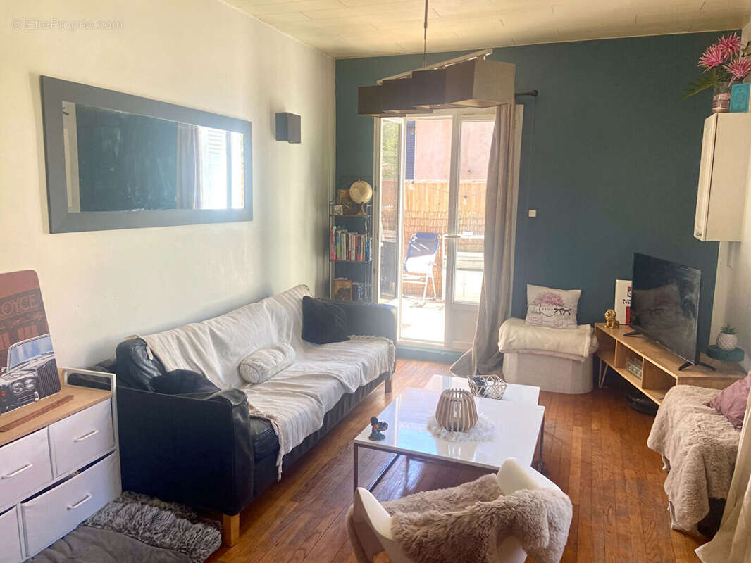 Appartement à RILLIEUX-LA-PAPE