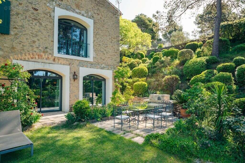 Maison à AZILLANET