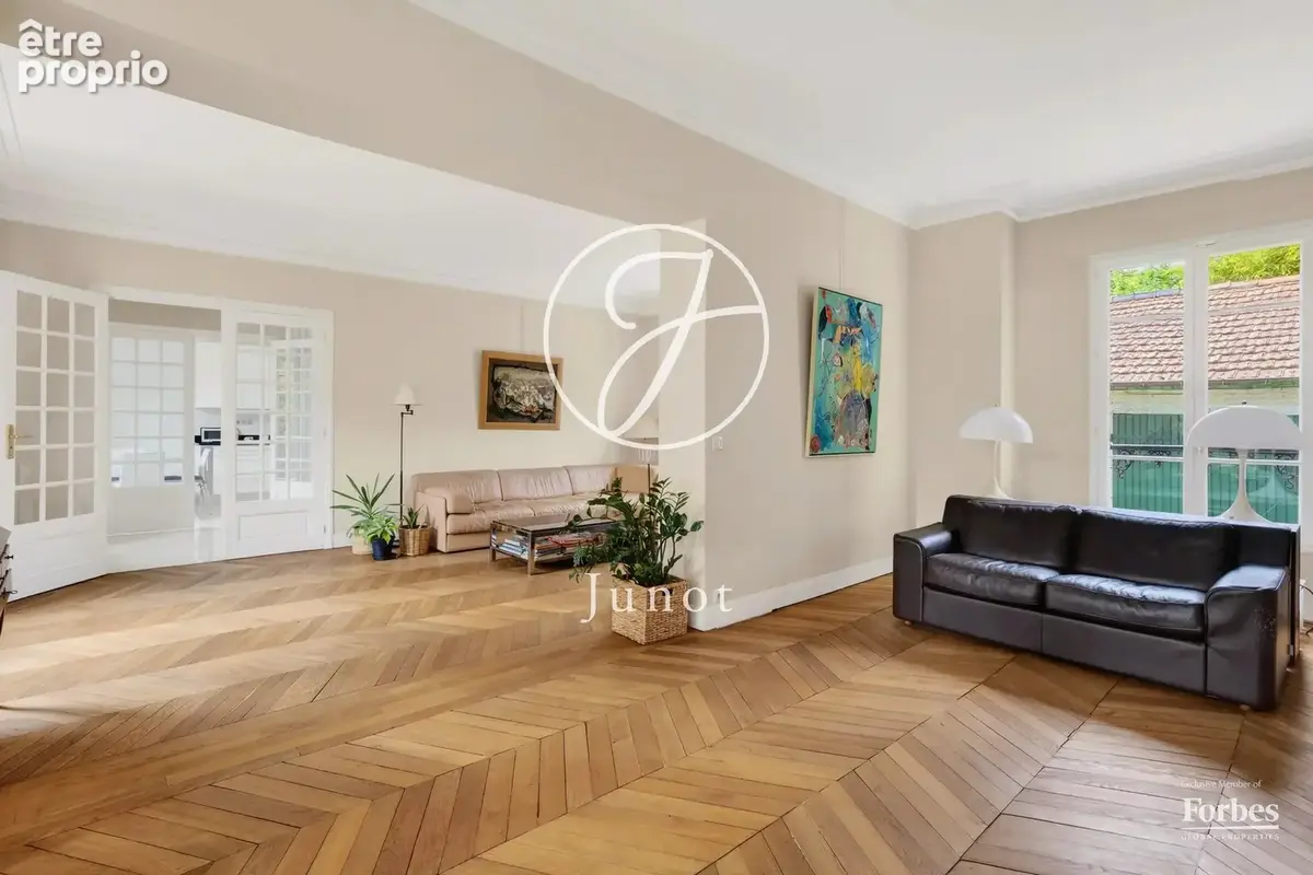 Le Vésinet - CENTRE - Maison - 6 chambres - 230m² - Terrain 837m². - photo 6