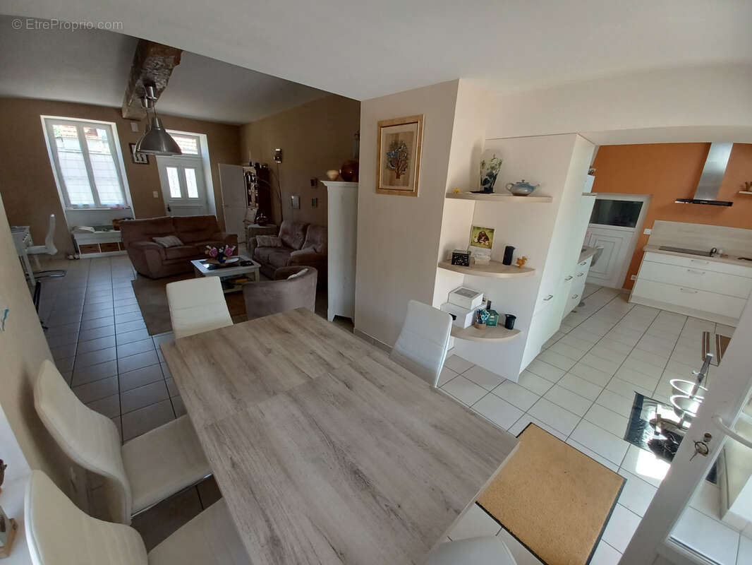 Maison à POUGUES-LES-EAUX