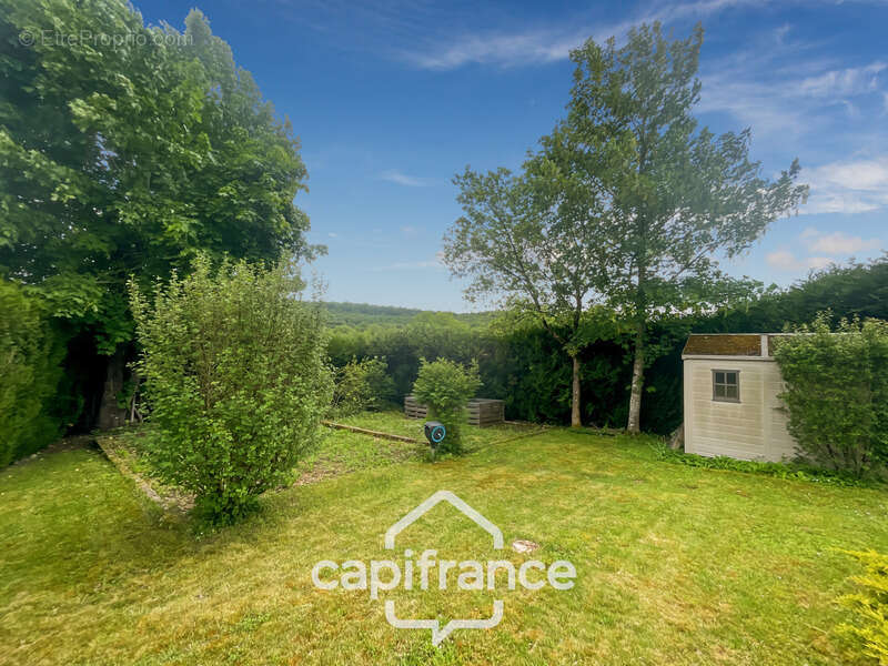 Maison d'Architecte 175m2 1464m2 de terrain clos et arboré - photo 4