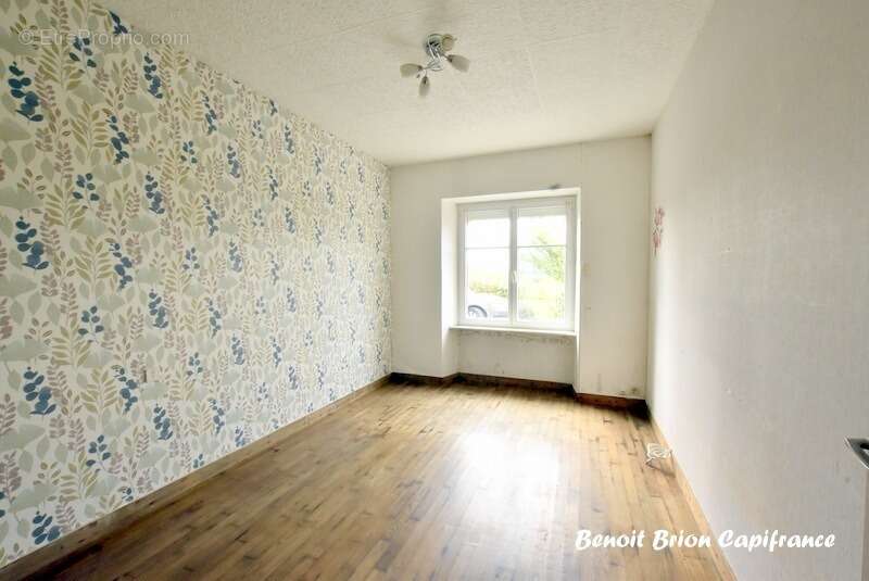 Maison à SAINT-MARTIN-DE-LANDELLES