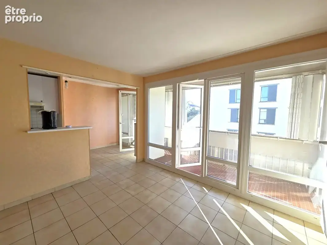 Appartement 77m² à lyon 8e arrondissement - photo 2