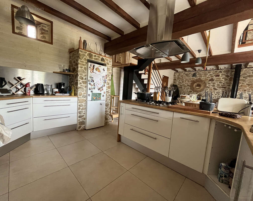 Maison à LA ROUXIERE
