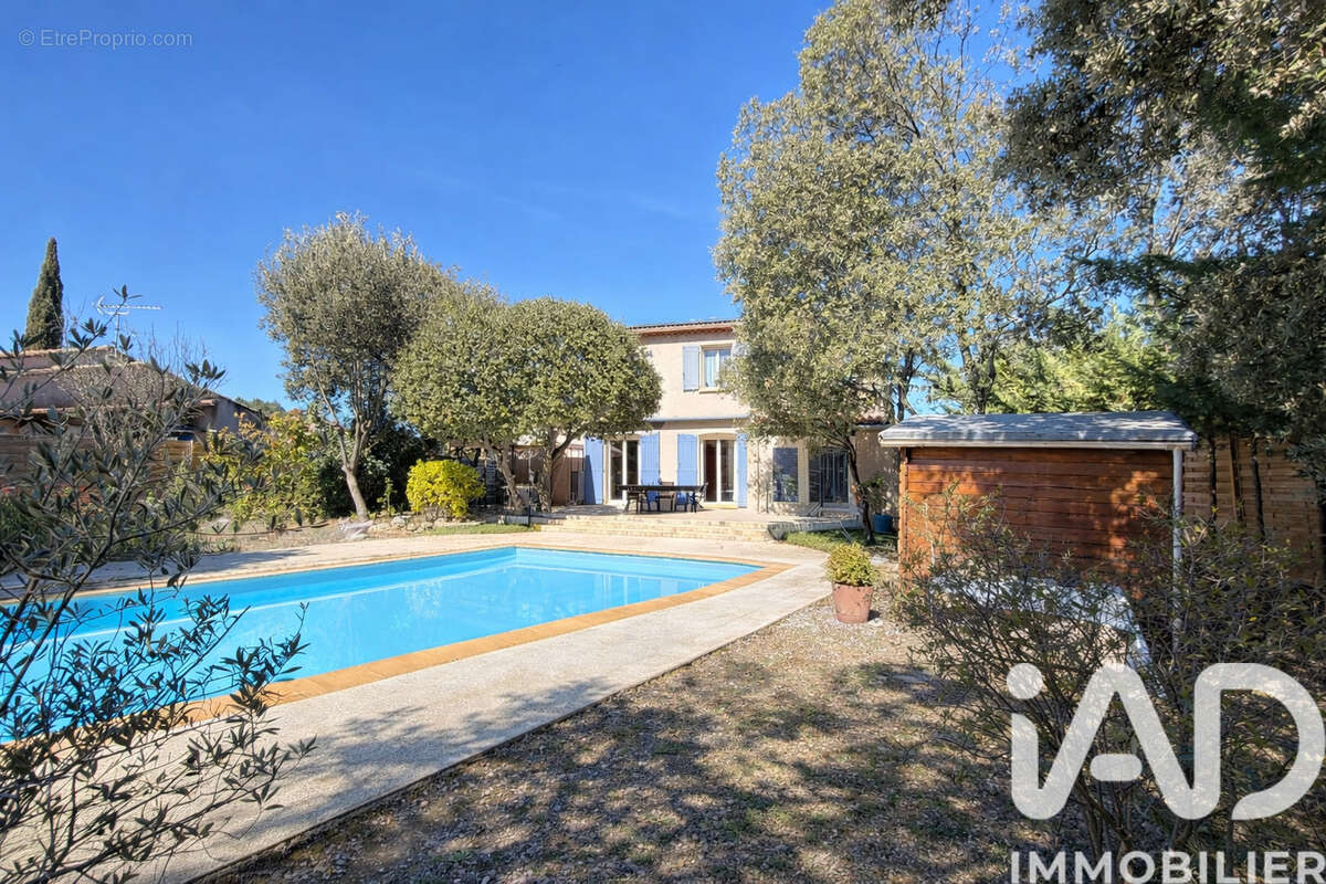 Photo 2 - Maison à PEYROLLES-EN-PROVENCE