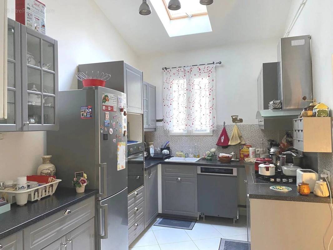 Appartement à LE PERREUX-SUR-MARNE