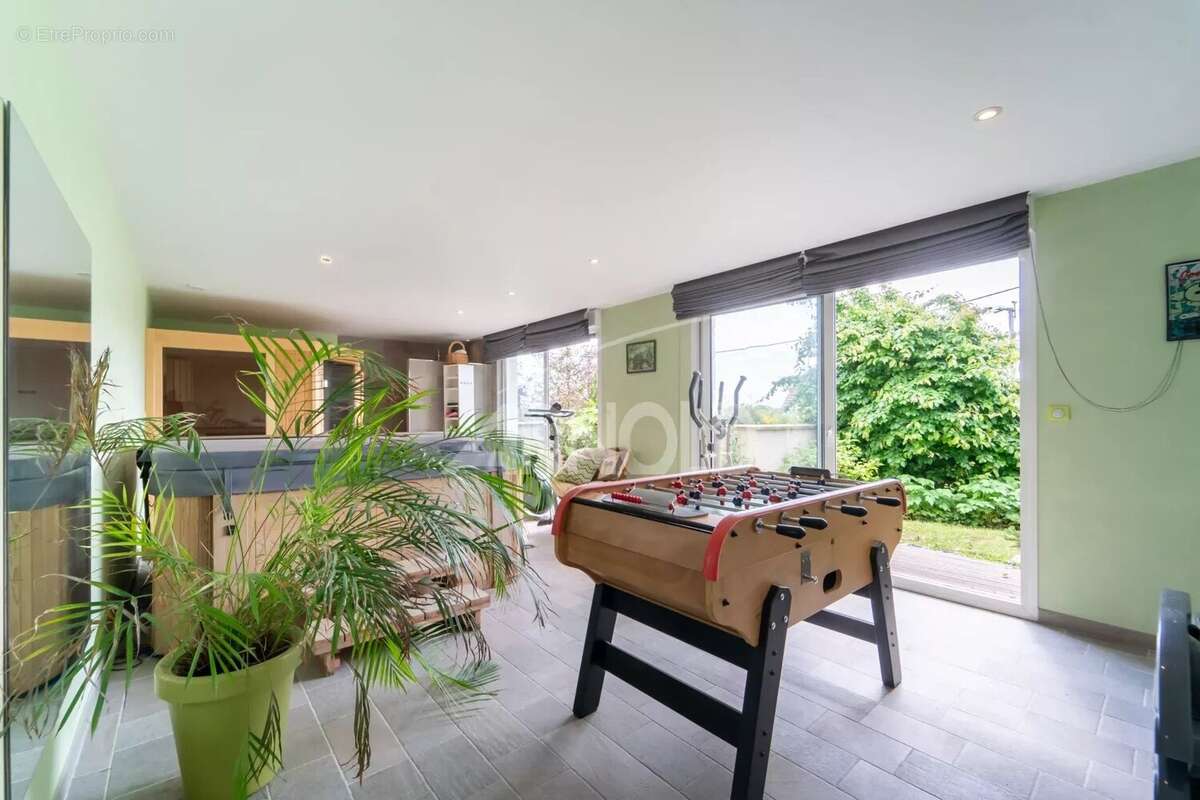 Maison à ATHIS-MONS