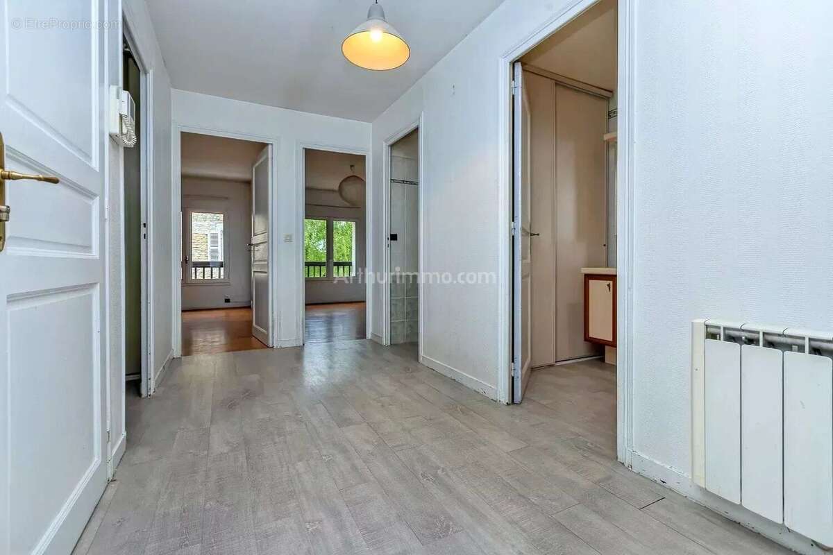 Maison à MONTALIEU-VERCIEU