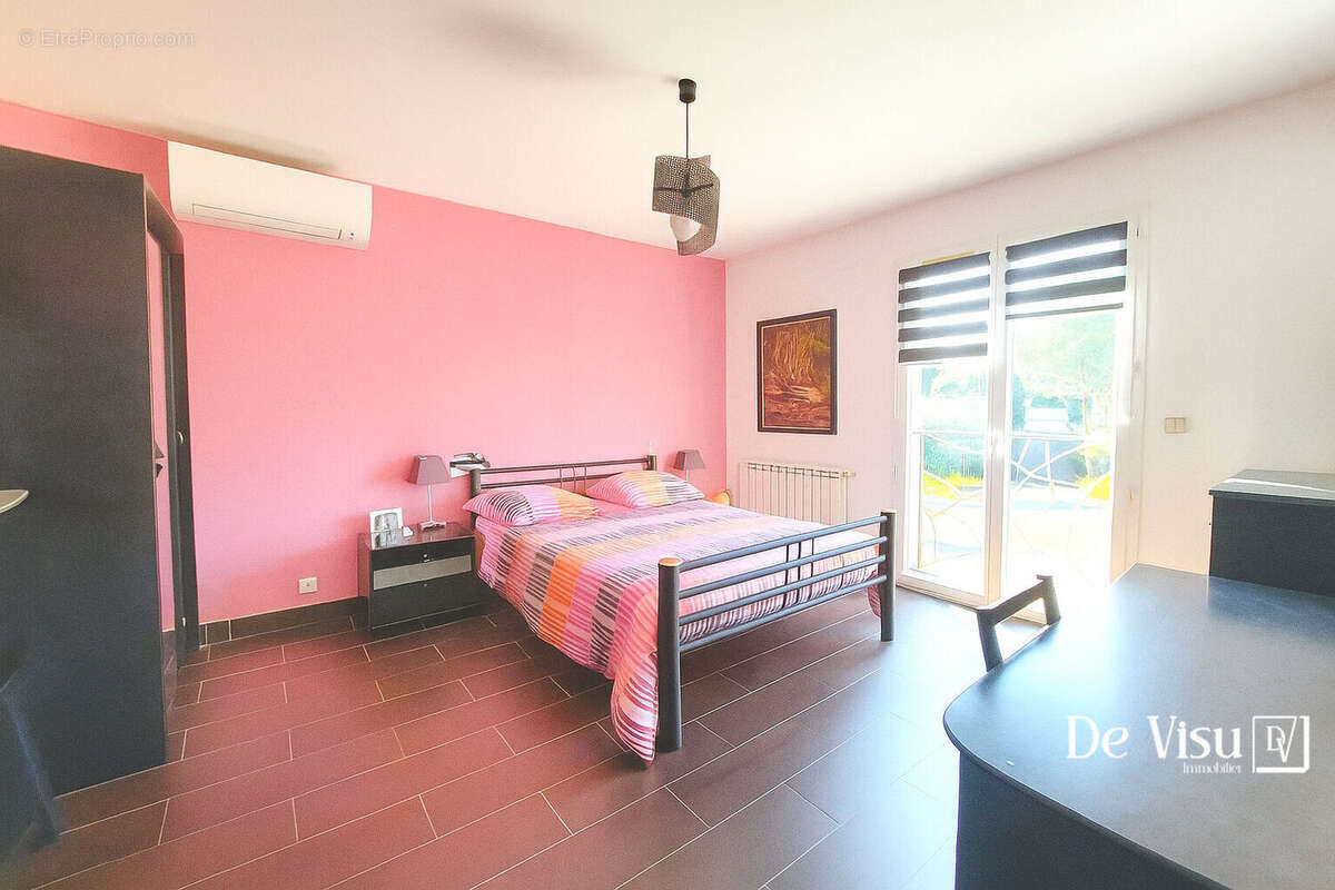 Maison à SAINT-JEAN-DE-VEDAS